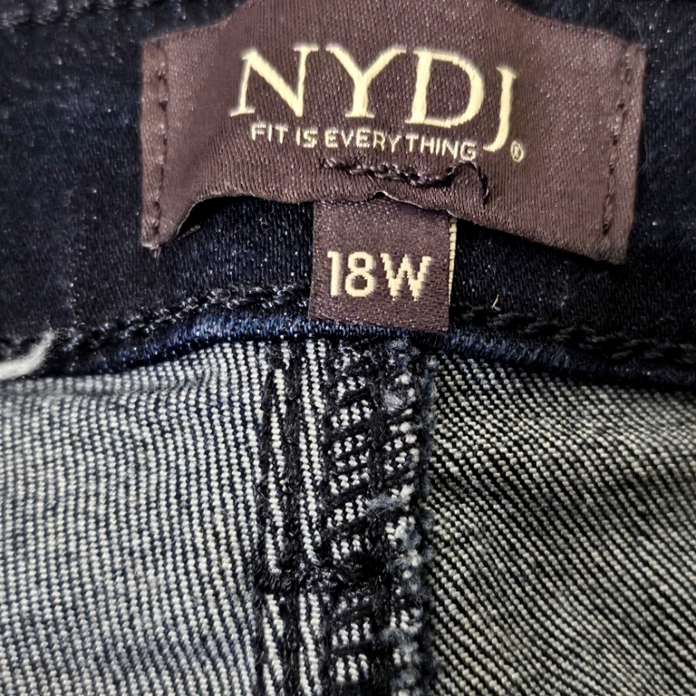 π£ NYDJ Barbara Boot Cut π Denim Jeans Women's 18W NWOT S 18W π Lift X Tuck - Picture 6 of 7